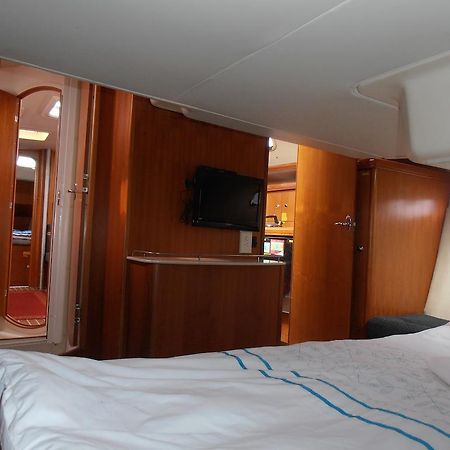 Carpe Diem Hotel Saratoga Quarto foto
